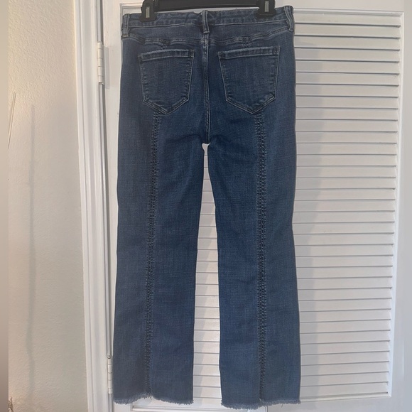 Liverpool Lucy Crop Flare Jeans with Back Seam - Picture 4 of 8